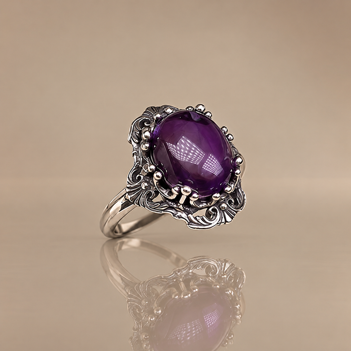 Evelyn Vintage Ring