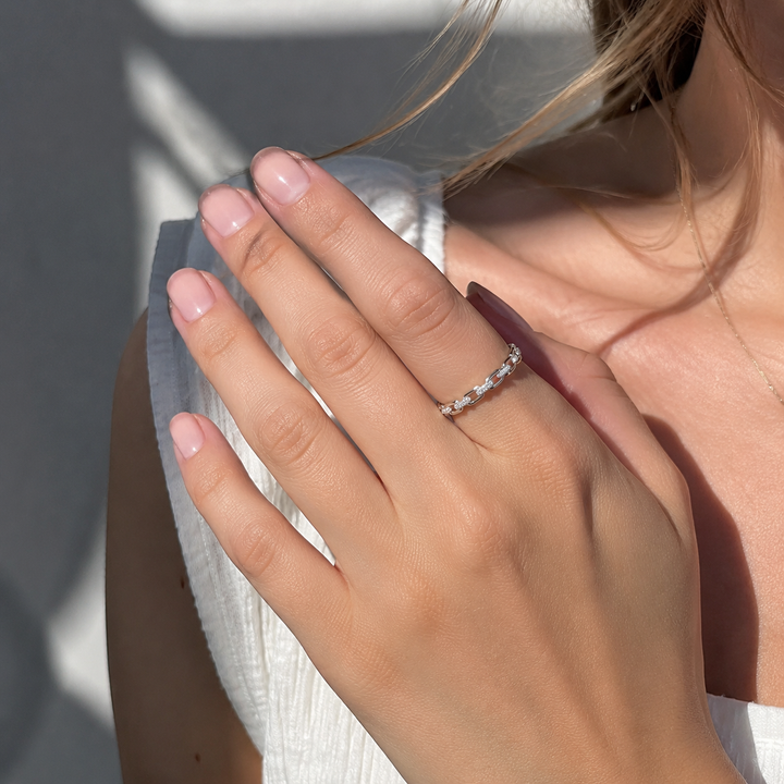 Luxury CZ Chain Band Ring