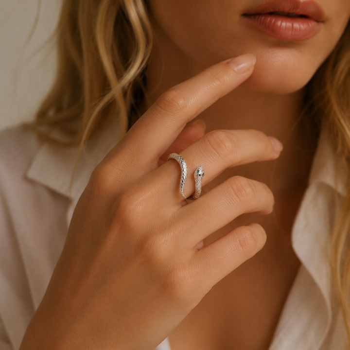 Dainty Snake Zircon Open Ring