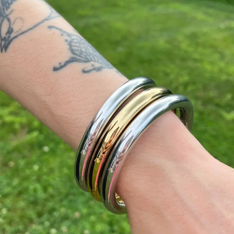 Minimalist Smooth Bangle Bracelet