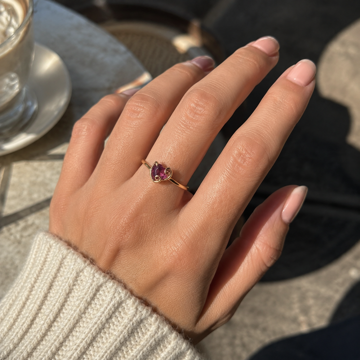 Black Heart Wave Ring