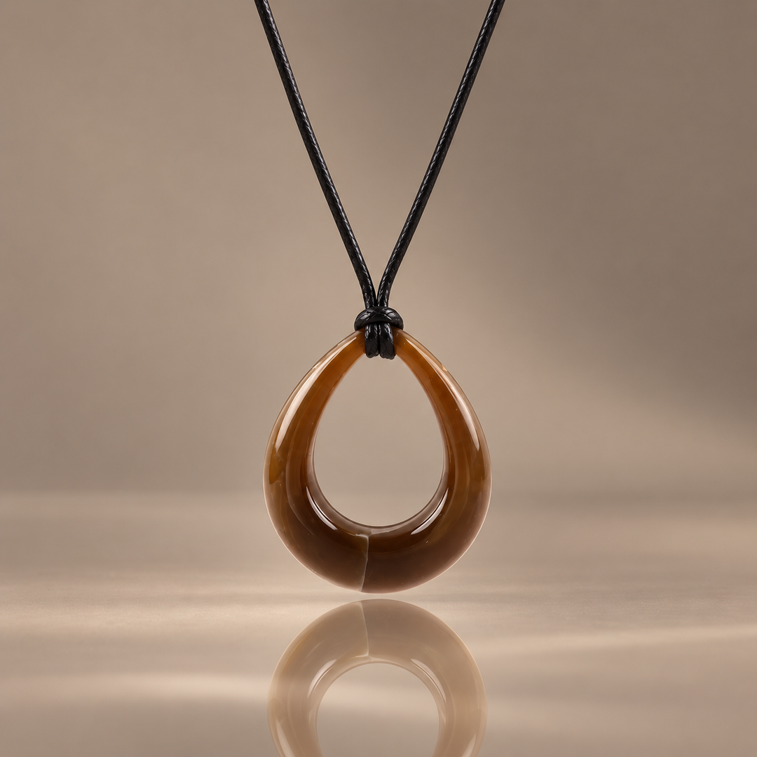Hollow Teardrop Pendant Necklace