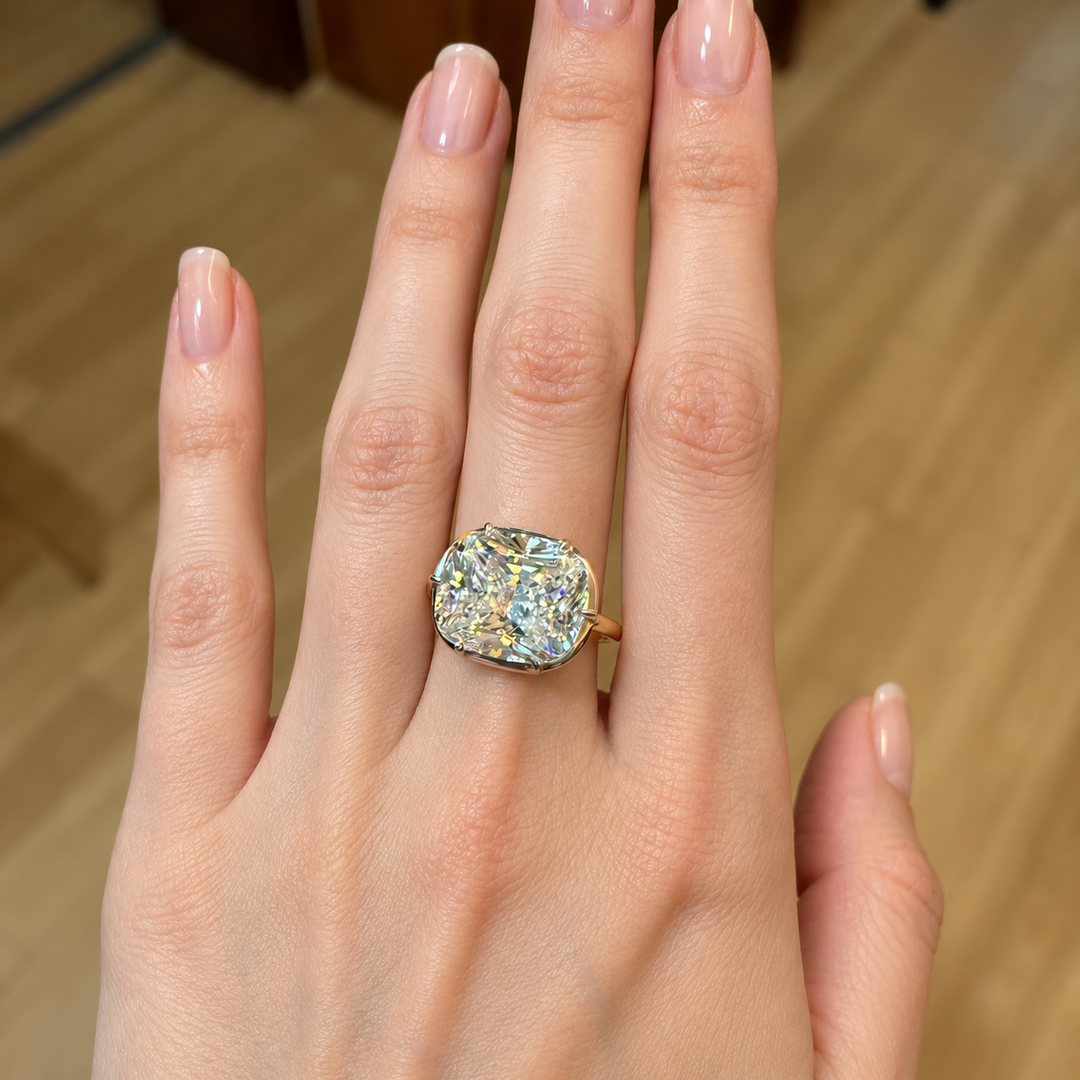 Cushion Sparkle Ring