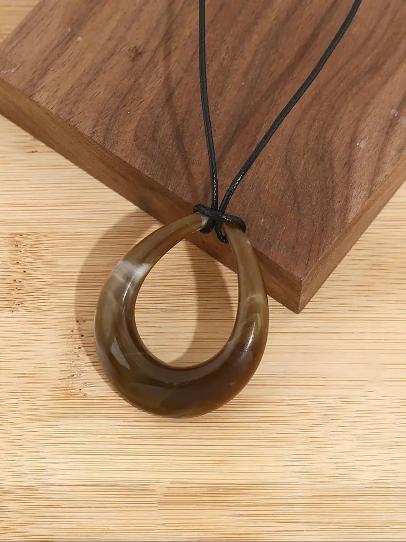 Hollow Teardrop Pendant Necklace