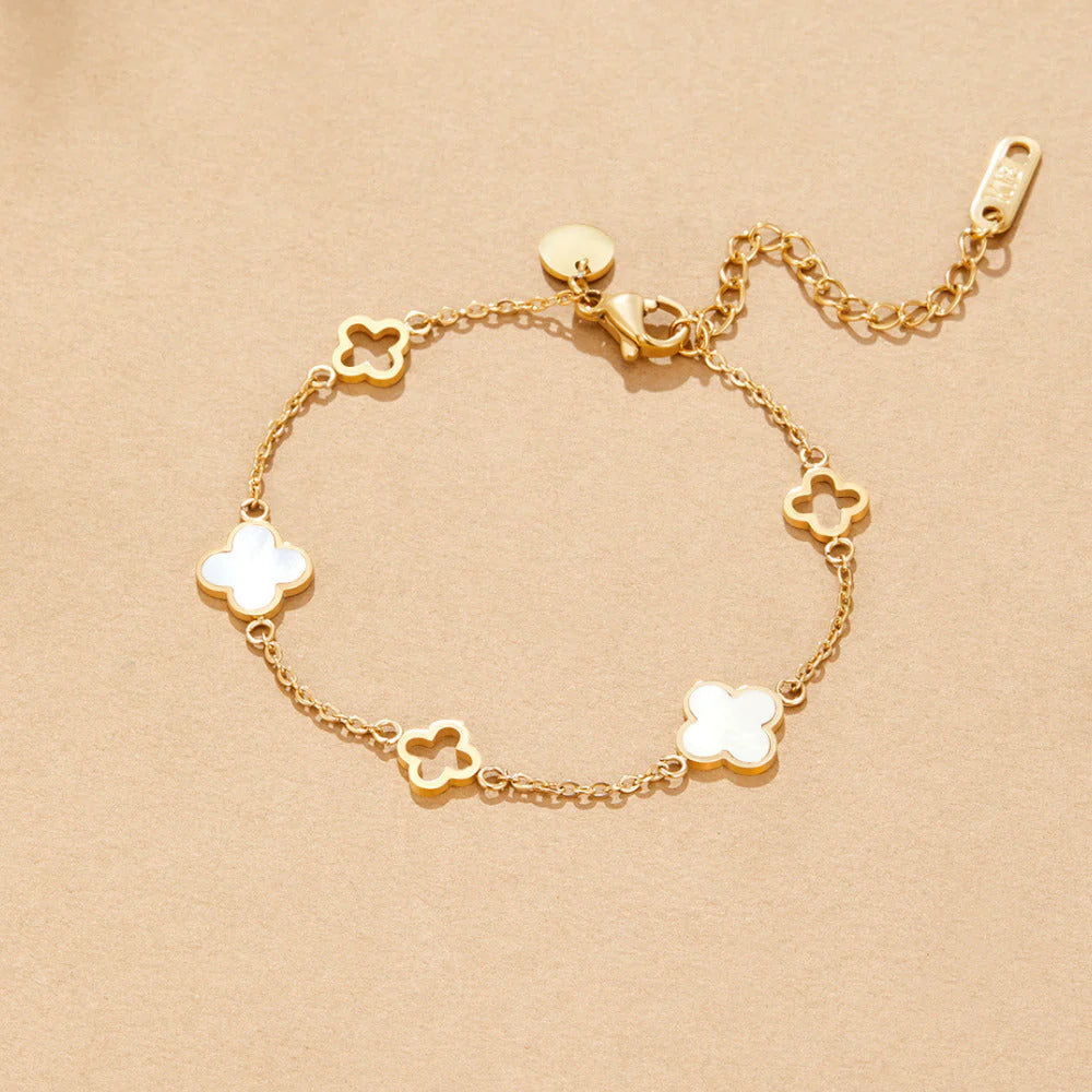 Gold Clover Chain Bracelet