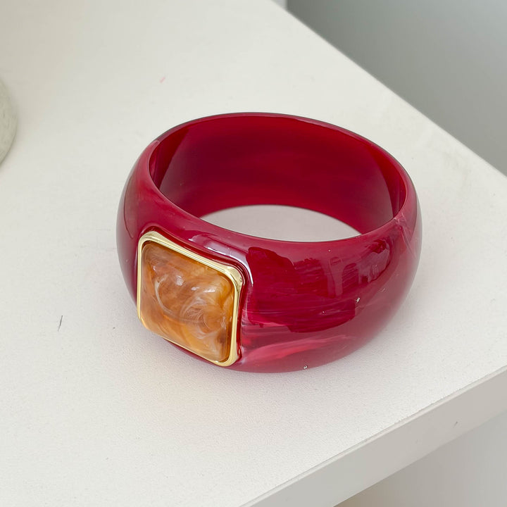 Retro Resin Bangle