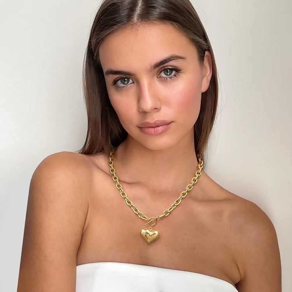 Gold Heart Pendant Chain Necklace