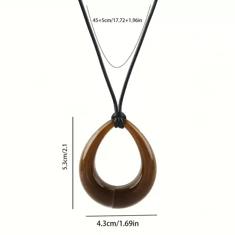 Hollow Teardrop Pendant Necklace