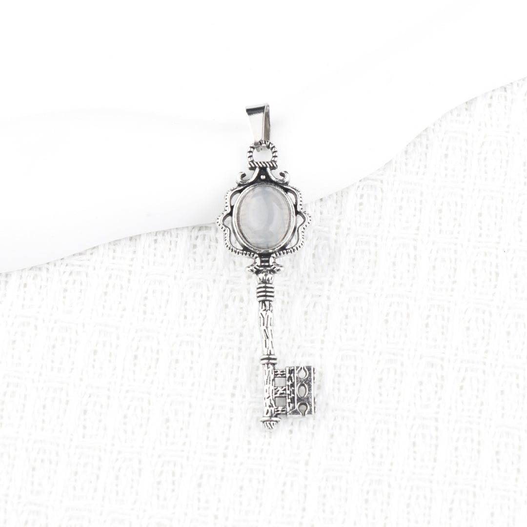 Vintage Key Pendant Necklace