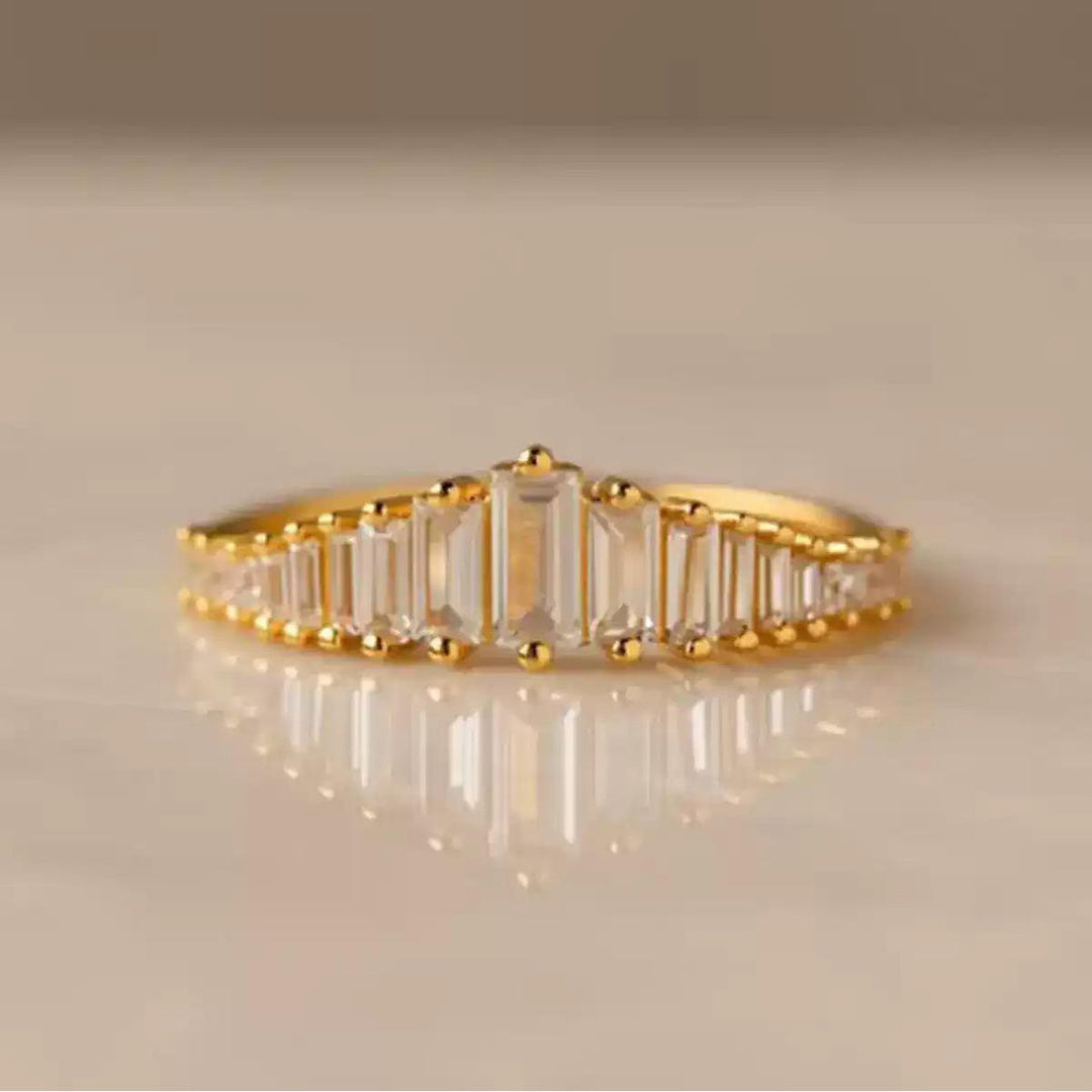 Queen’s Baguette Ring