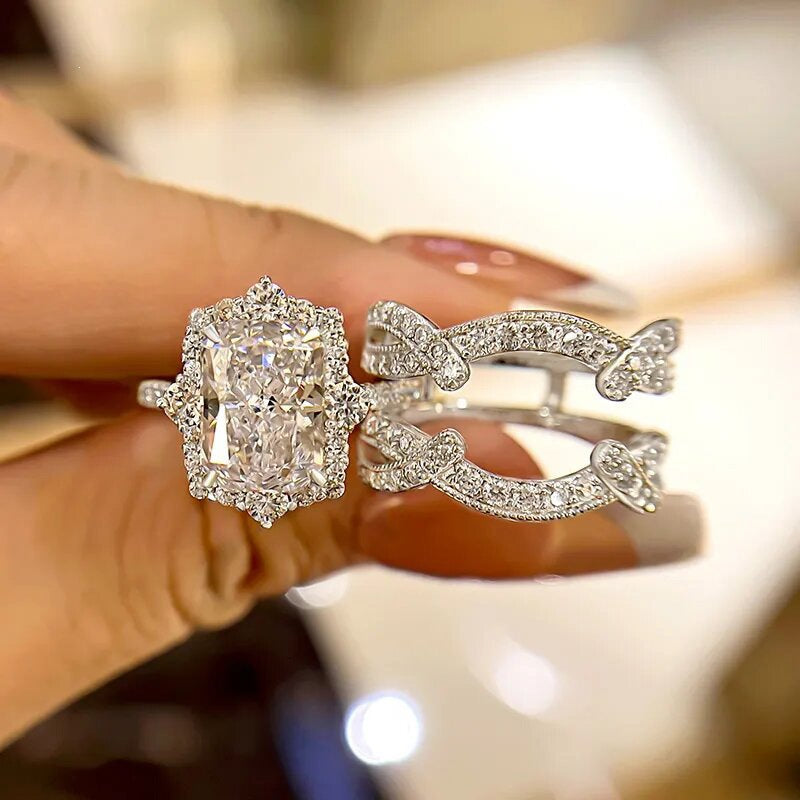 Cushion-Cut Halo Bridal Ring Set