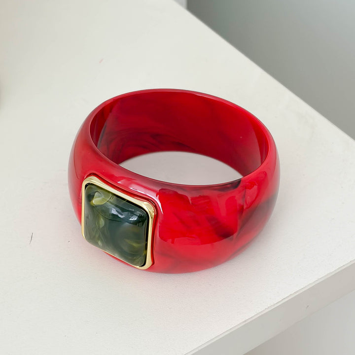 Retro Resin Bangle
