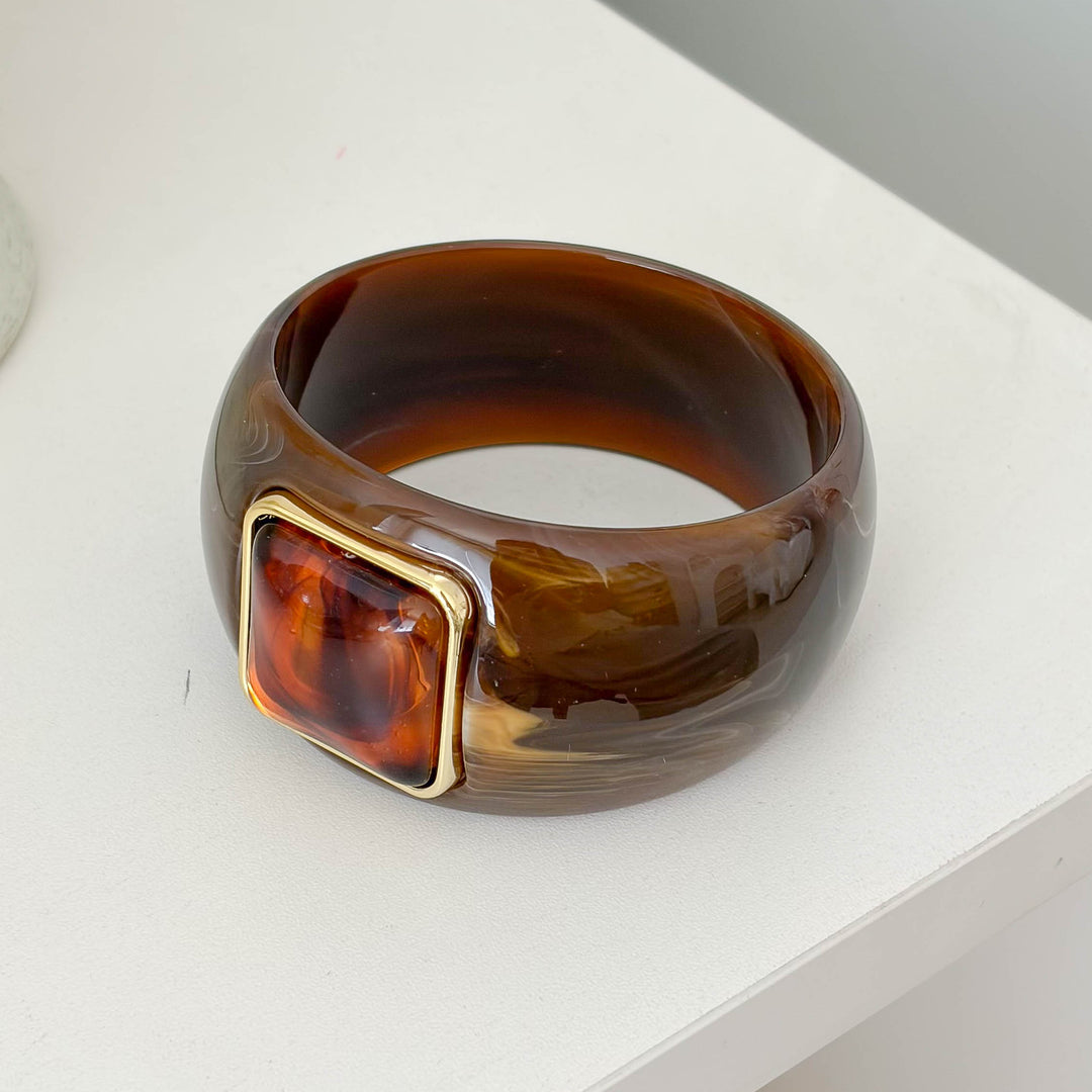Retro Resin Bangle