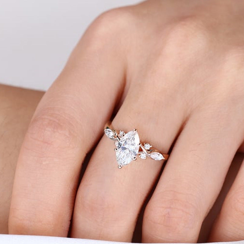 Annie Zircon Ring