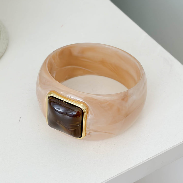 Retro Resin Bangle