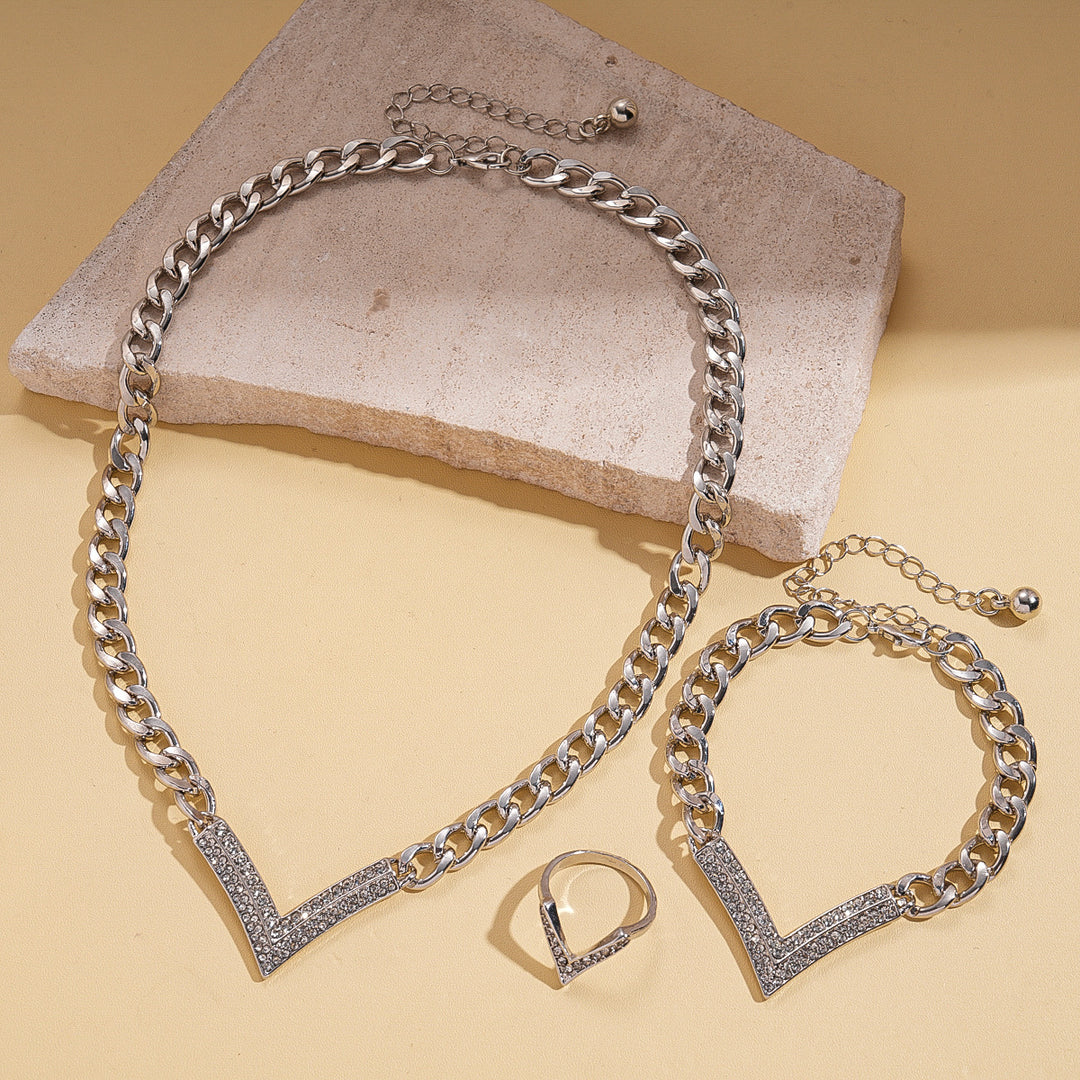 Vera V-Shaped Jewelry Set