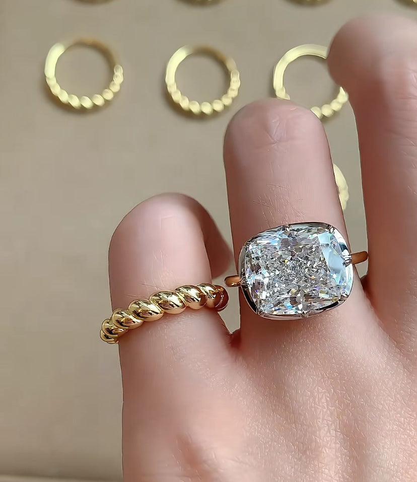 Cushion Sparkle Ring
