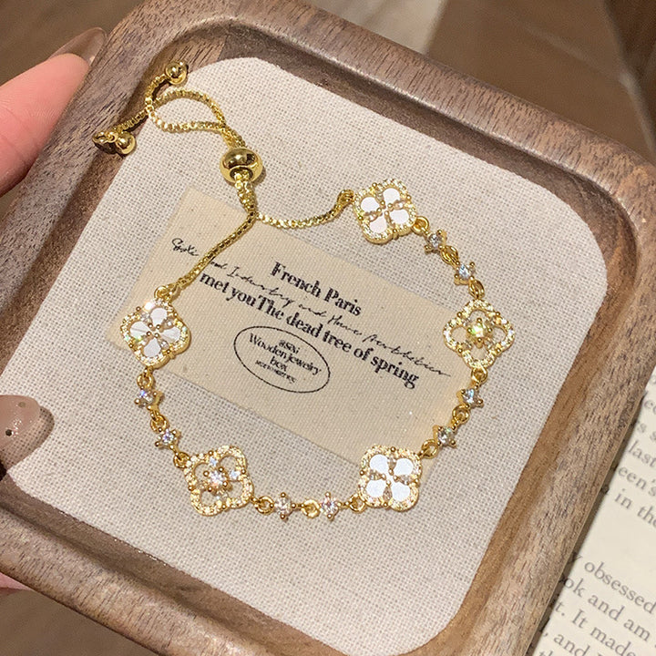 Lucky Clover Zircon Bracelet