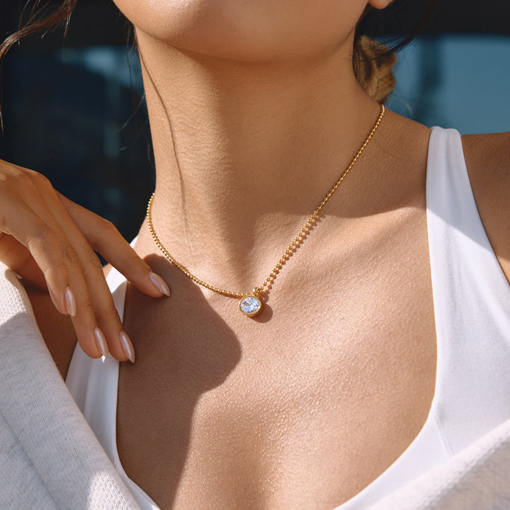 Luminous Bezel Pendant Necklace