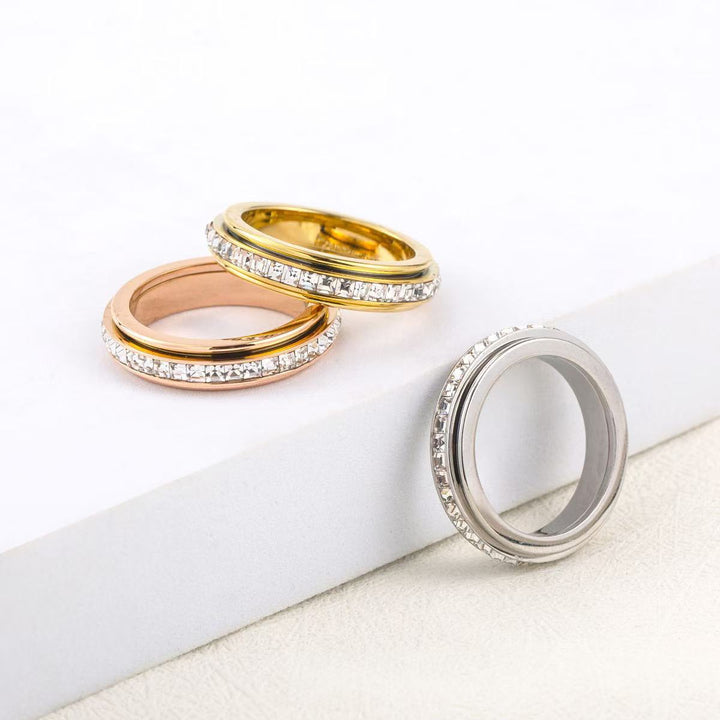 Rotating Zircon Ring