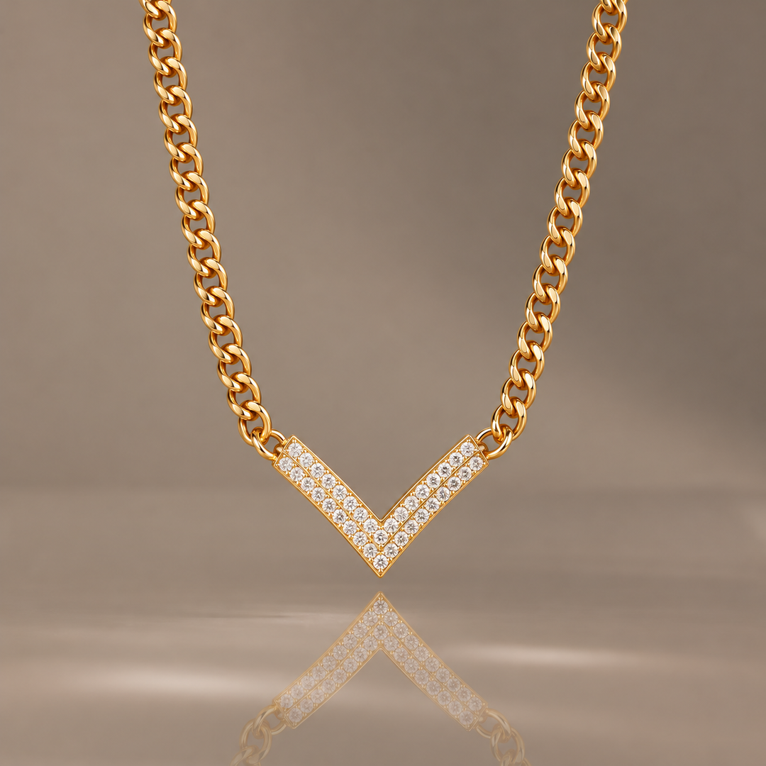 Vera V-Shaped Jewelry Set