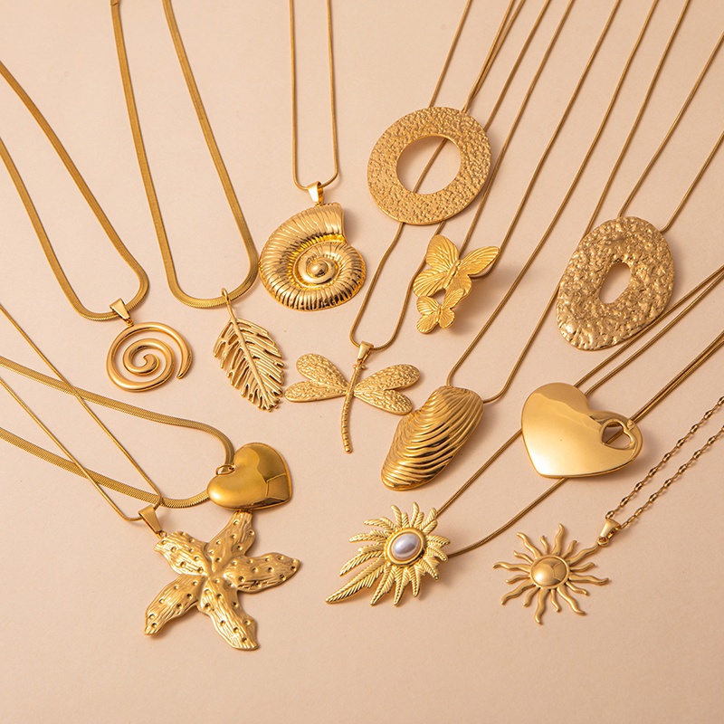 Modern Muse Necklace