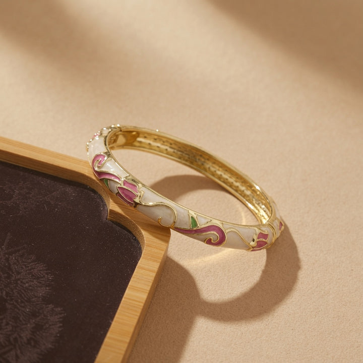 Vintage Enamel Floral Bangle