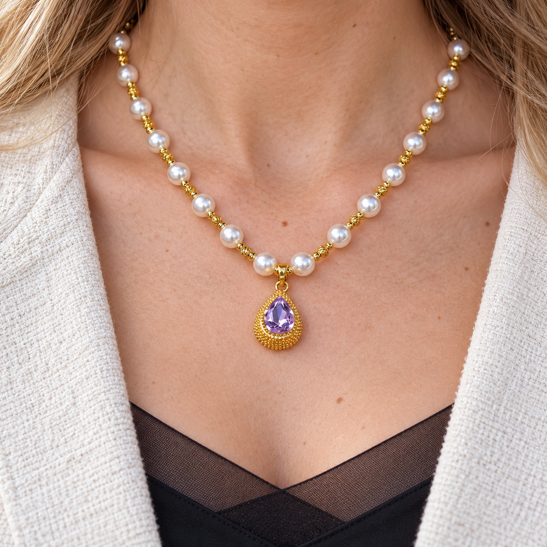 Elegant Teardrop Charm Necklace