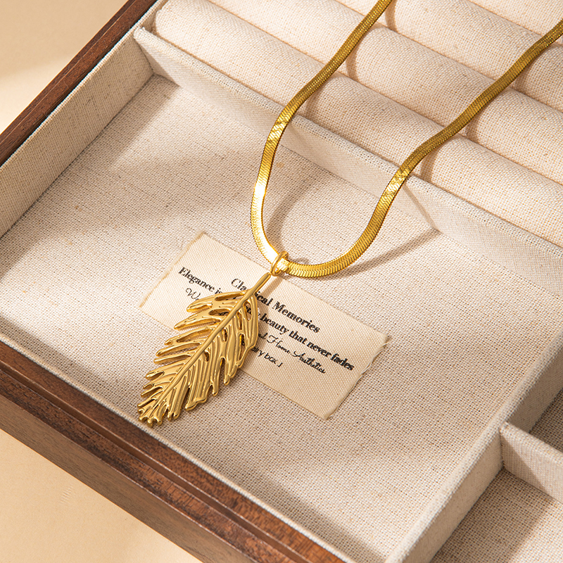 Modern Muse Necklace