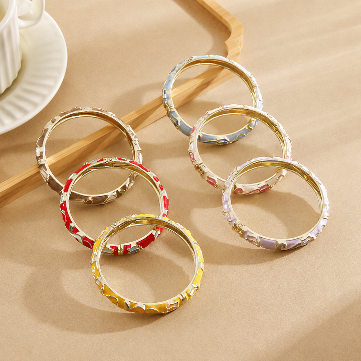 Vintage Enamel Floral Bangle