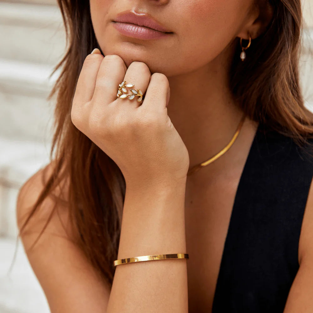 Golden Laurel Leaf Open Ring