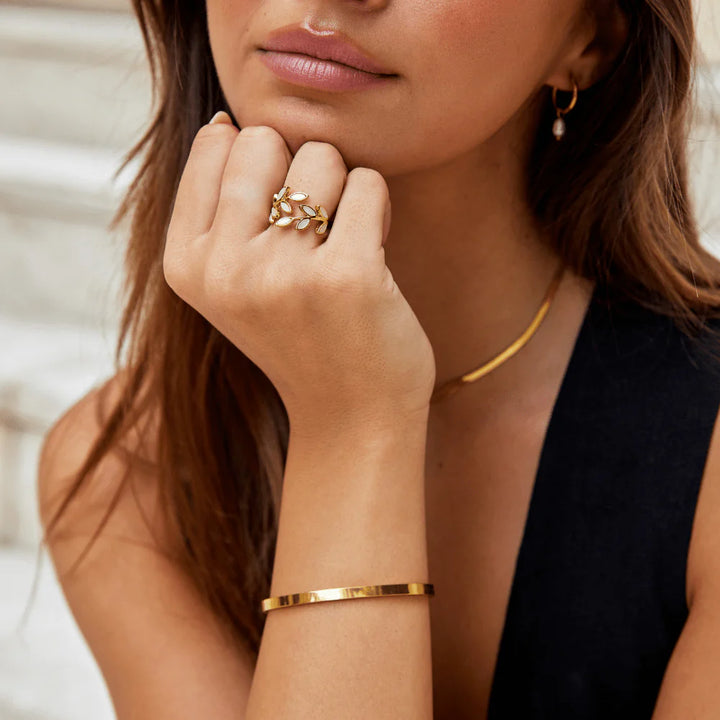 Golden Laurel Leaf Open Ring
