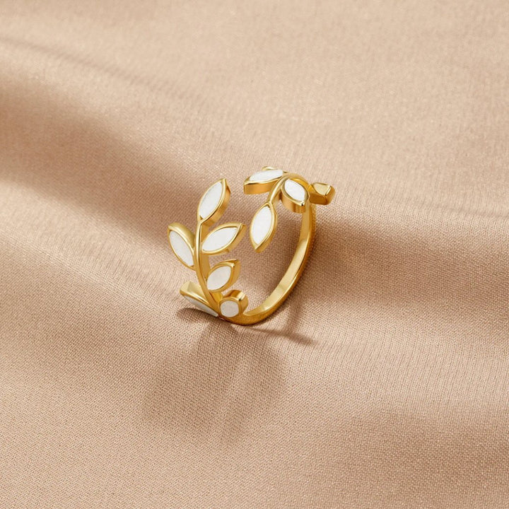 Golden Laurel Leaf Open Ring