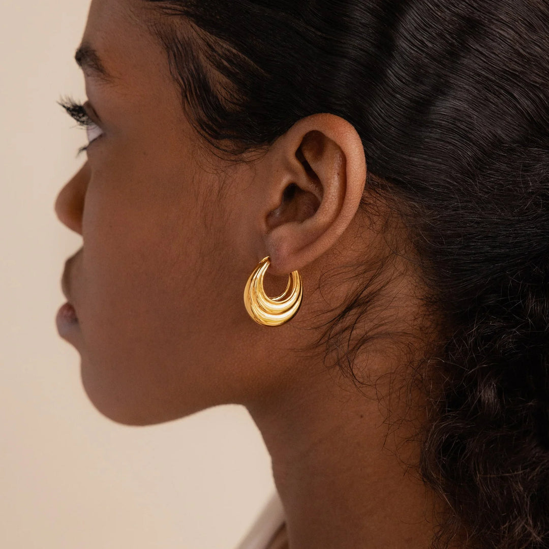 Sculpted Oval Hoop Earrings