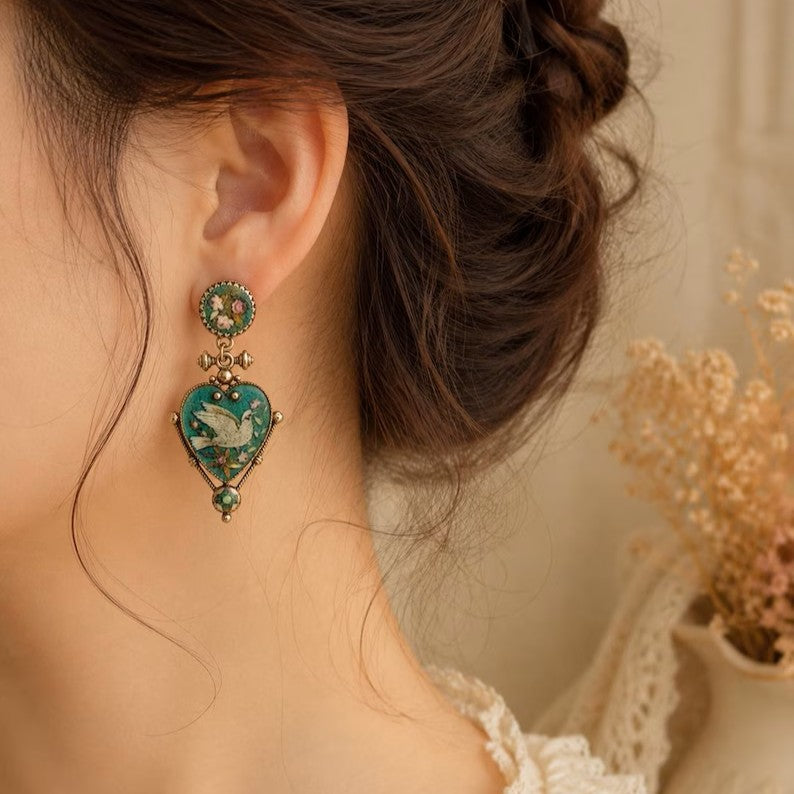Vintage Dove Heart Jewelry Set