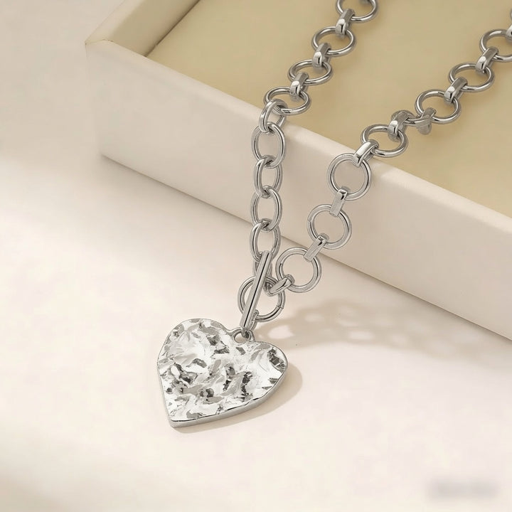Vintage Heart Pendant Chain Necklace