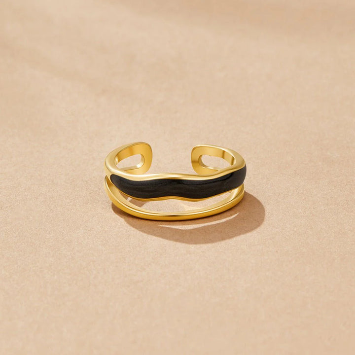 Minimal Sculptural Wave Ring