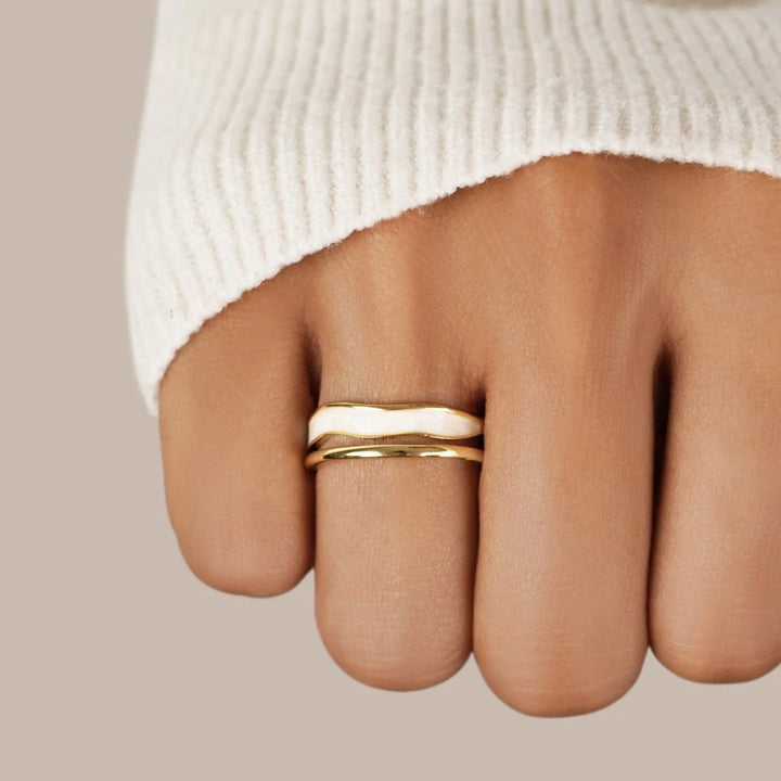Minimal Sculptural Wave Ring