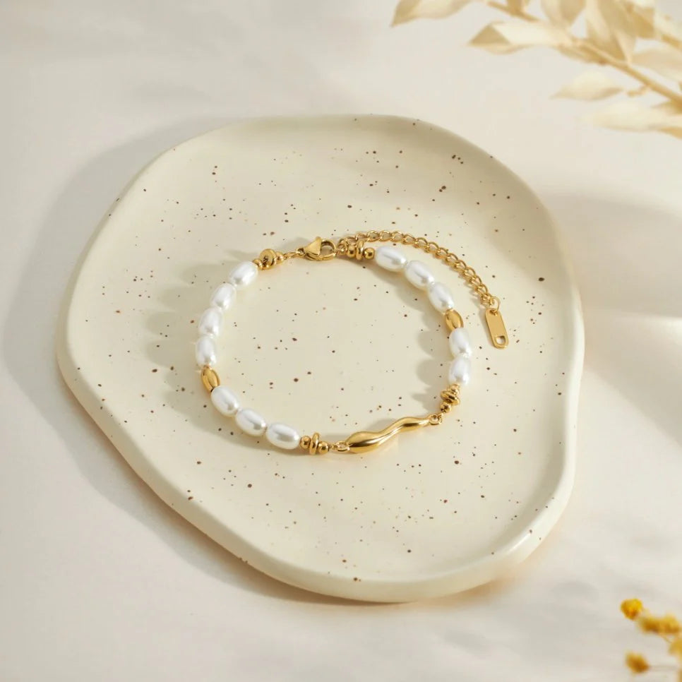 Baroque Pearl Gold Bracelet