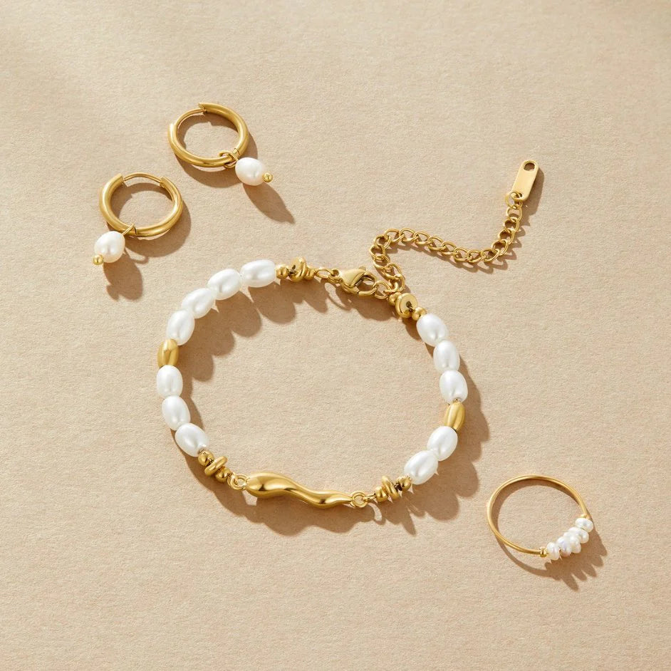 Baroque Pearl Gold Bracelet