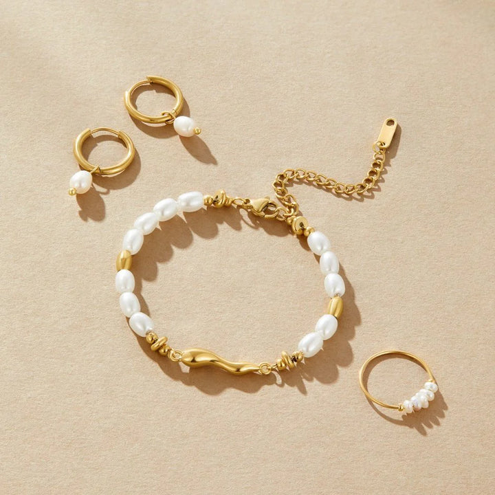 Baroque Pearl Gold Bracelet