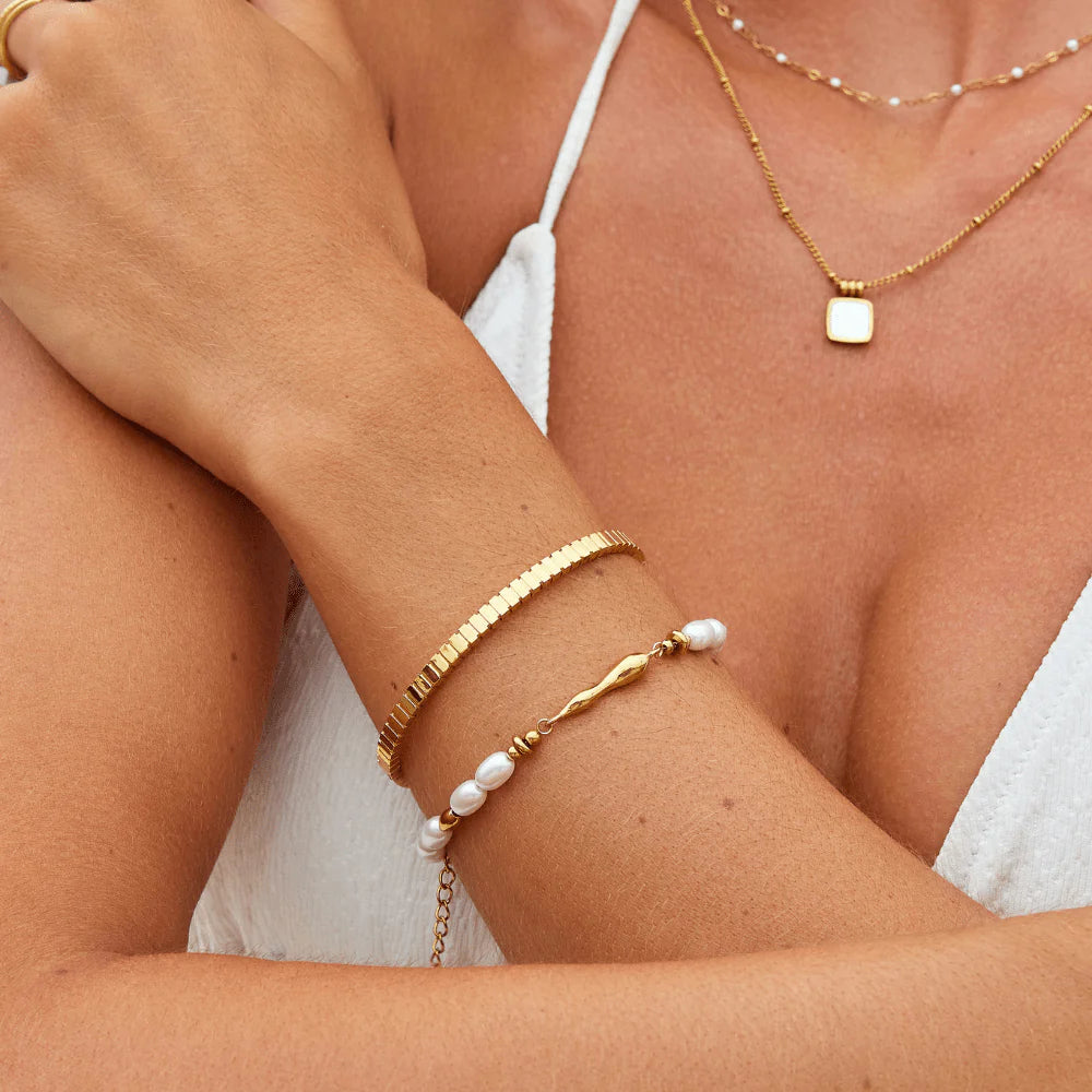 Gold Geometric Link Bangle