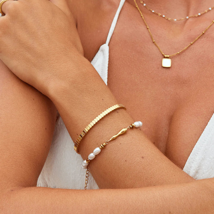 Gold Geometric Link Bangle