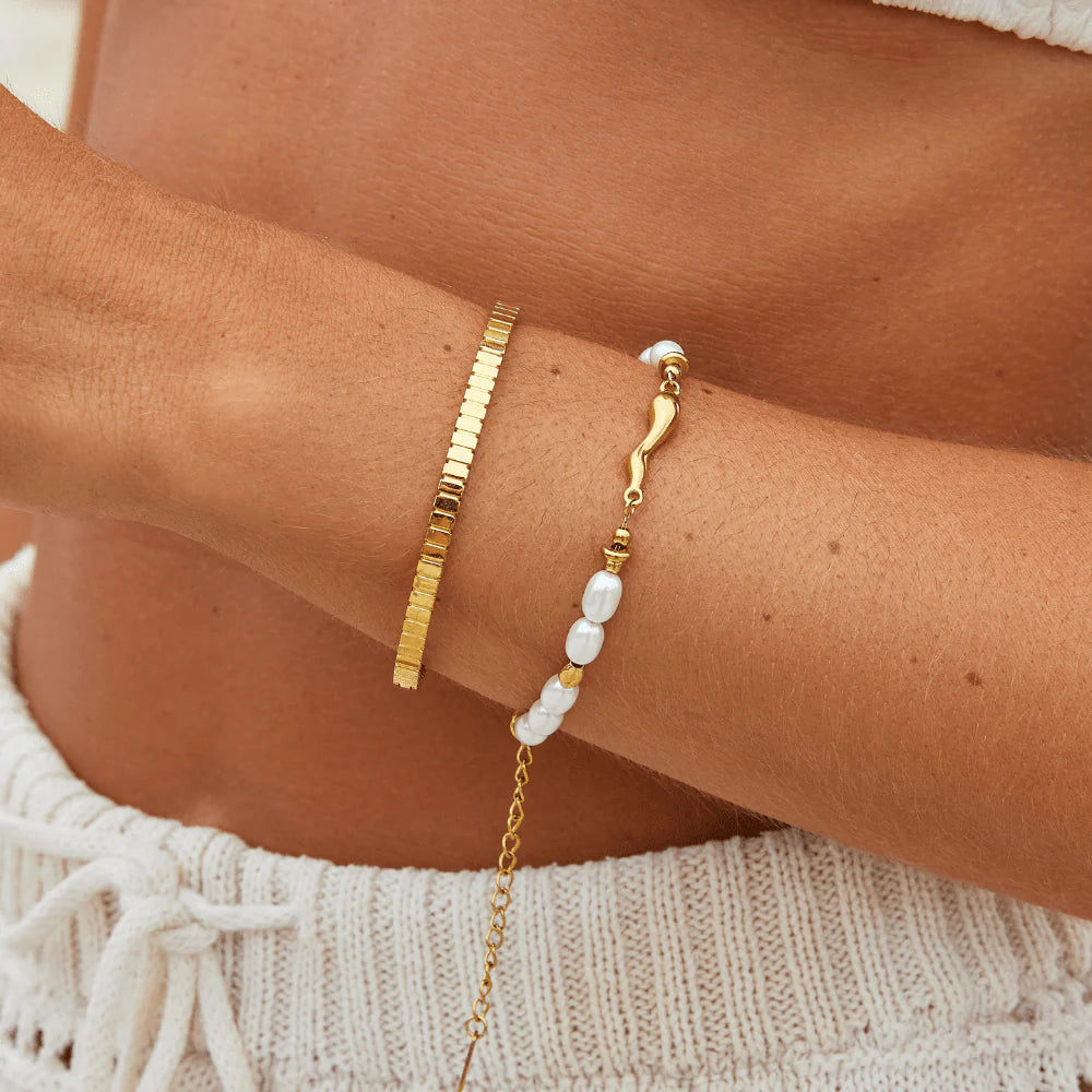 Gold Geometric Link Bangle