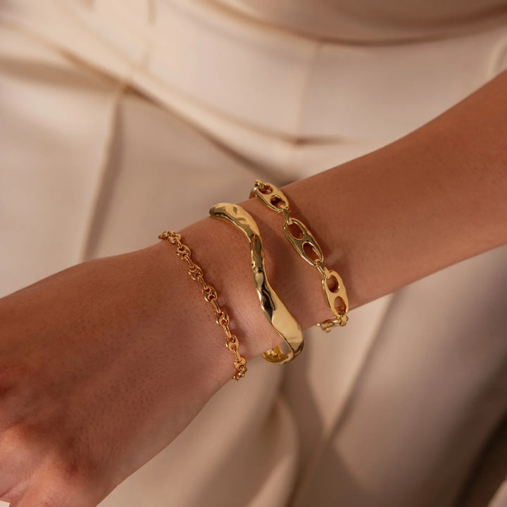Sculpted Gold Wave Bangle